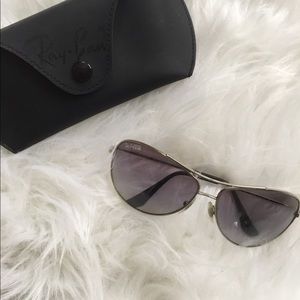 Ray-Ban Aviator Sunglasses